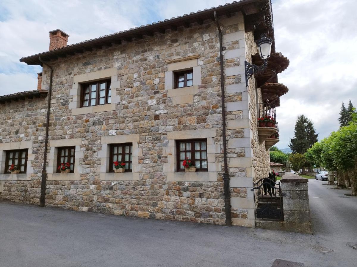 Apartamentos Villa Julieta Ruente エクステリア 写真